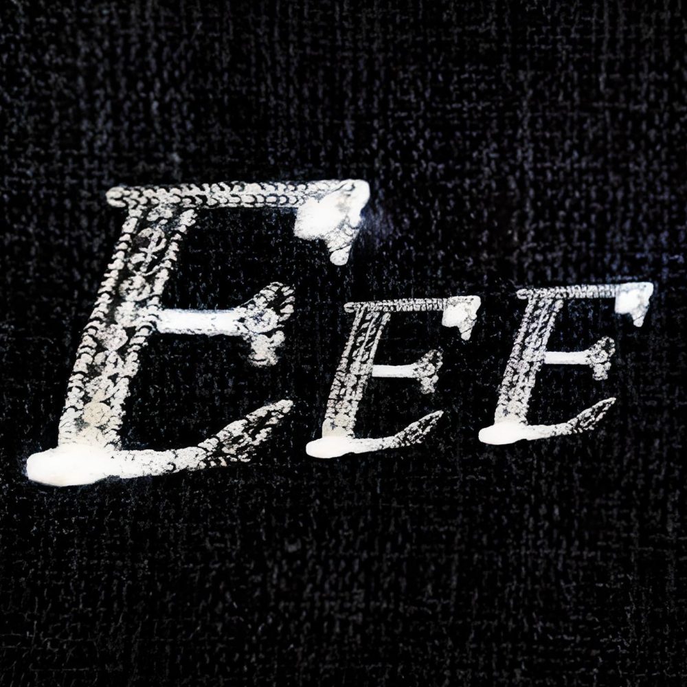 Eee