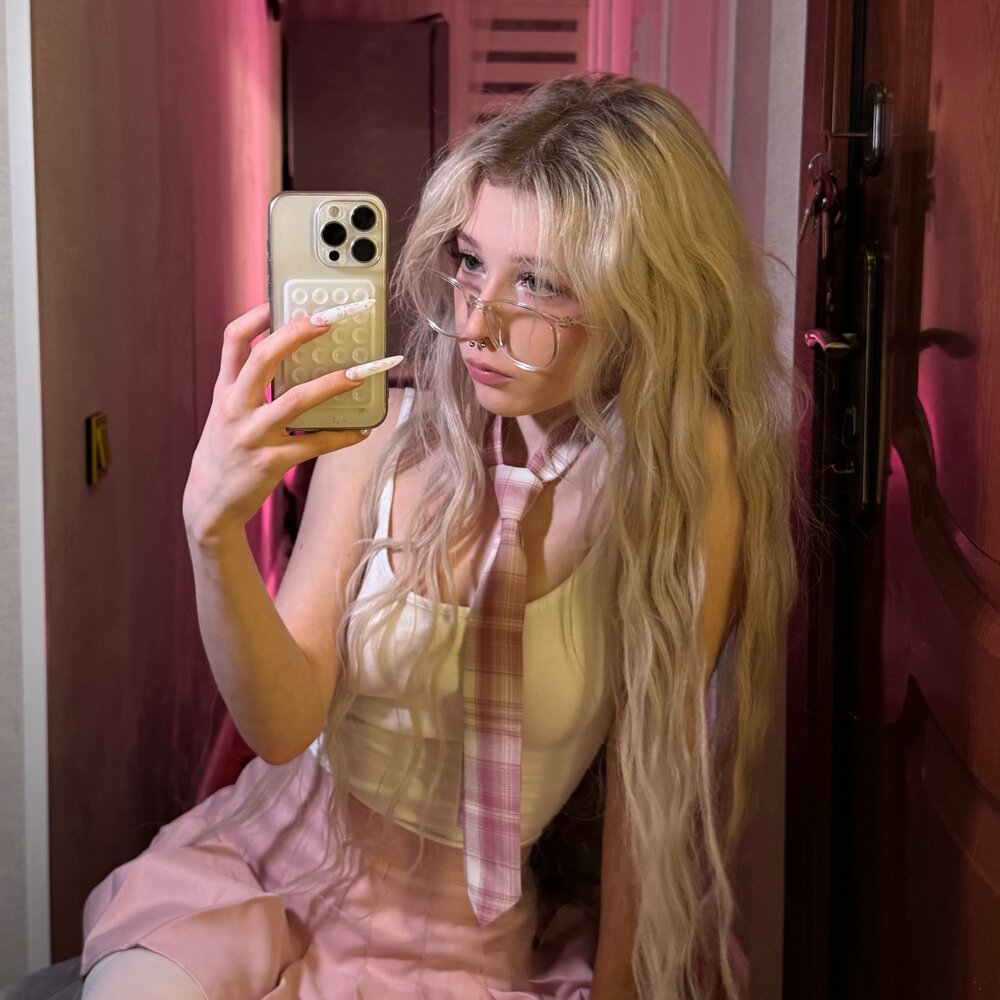 КАК МАЛОЛЕТКА